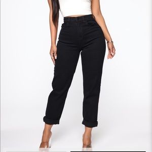 Fashion Nova Boyfriend Jeans - Black size5